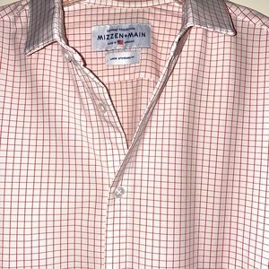 Mizzen and Main Leeward Large Standard Fit, professionally altered 33’ sleeves.